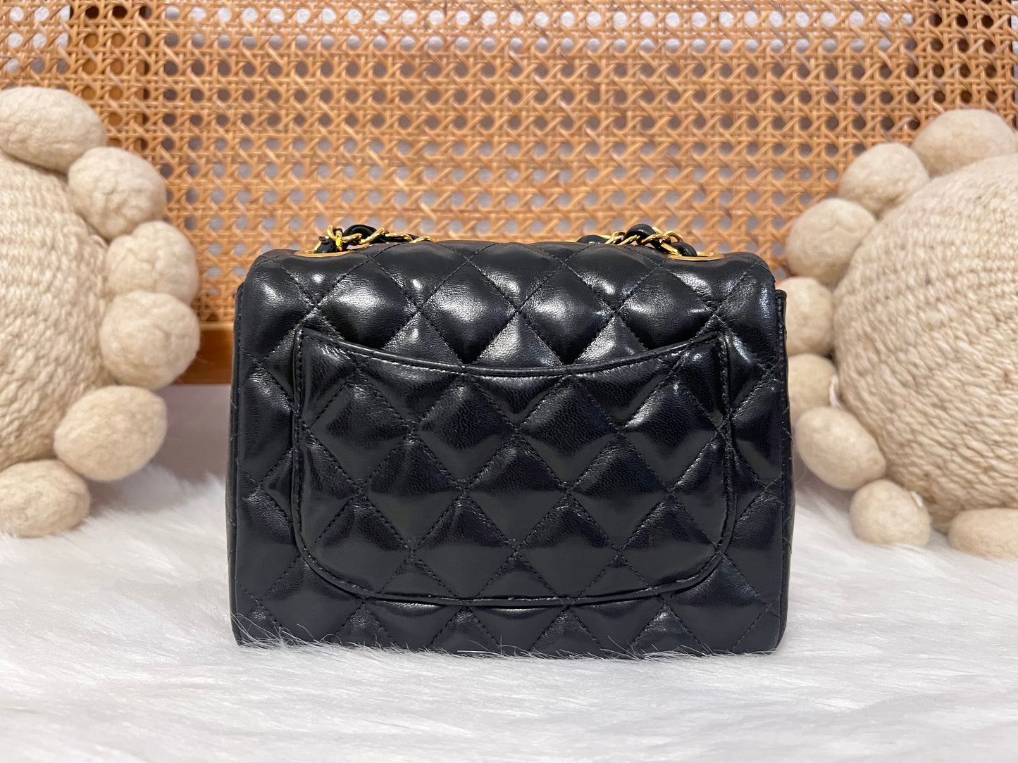 CHANEL CLASSIC BAG / 17CM BLACK LAMBSKIN 24K GHW