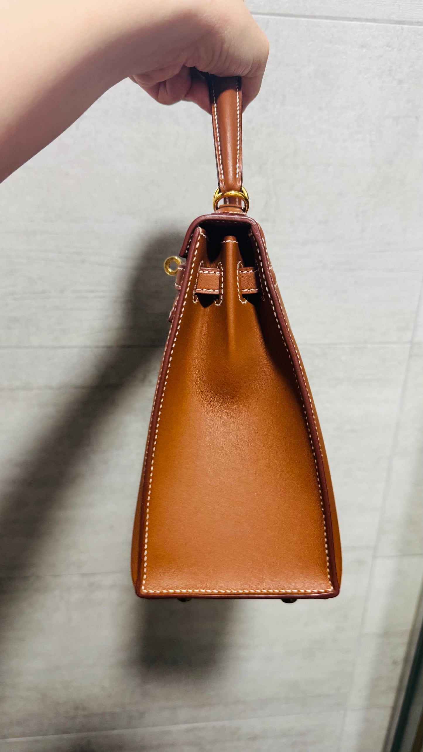 HERMES KELLY 25 | FAUVE SMOOTH BARENIA GHW