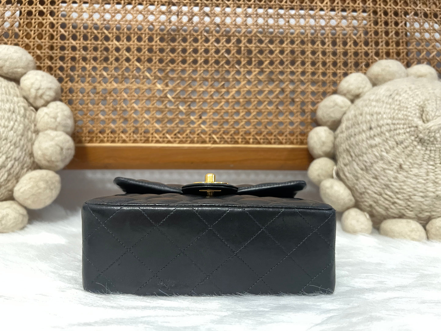 CHANEL CLASSIC BAG / 17CM BLACK LAMBSKIN 24K GHW