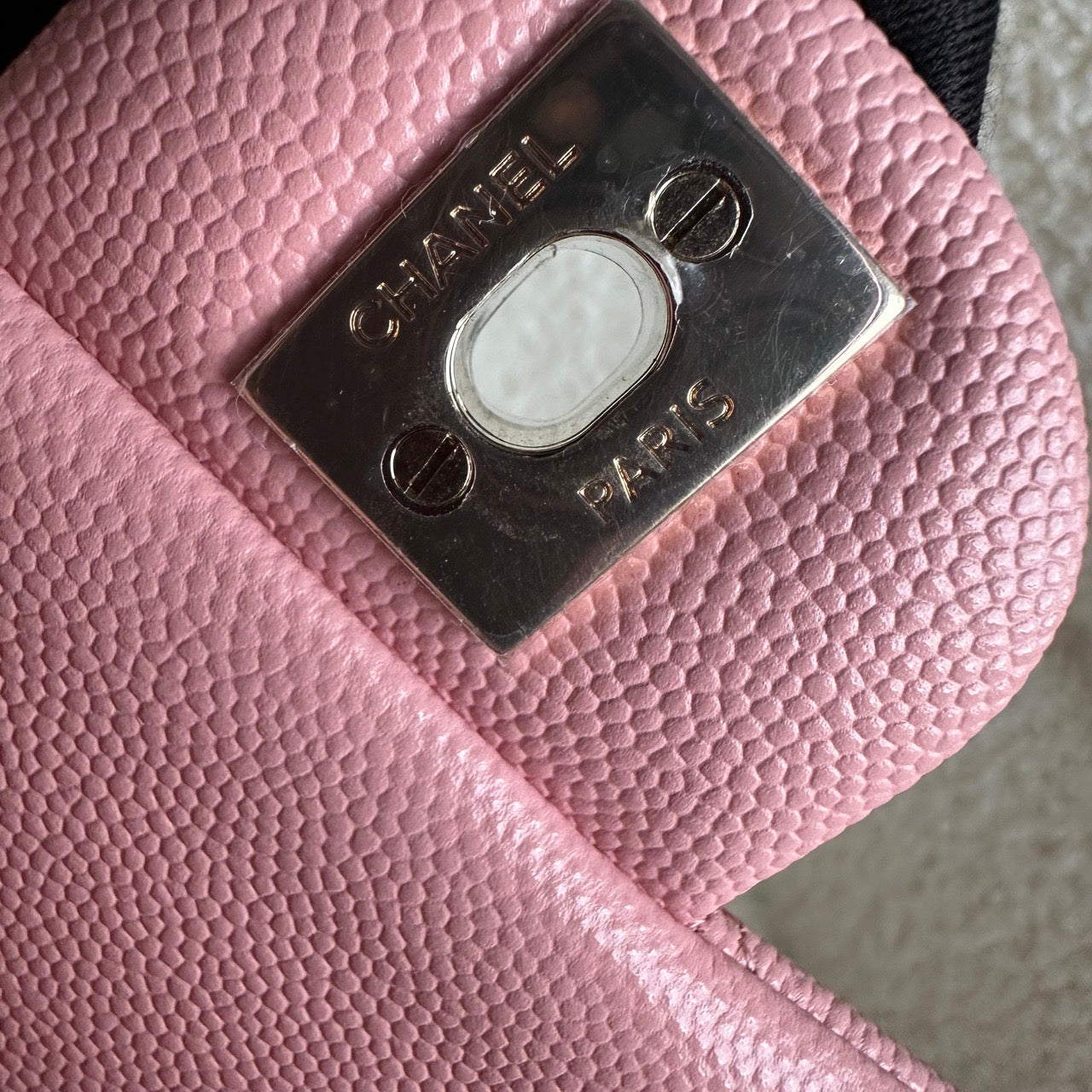 CHANEL MEDIUM FLAP | 22C PINK LGHW CAVIAR