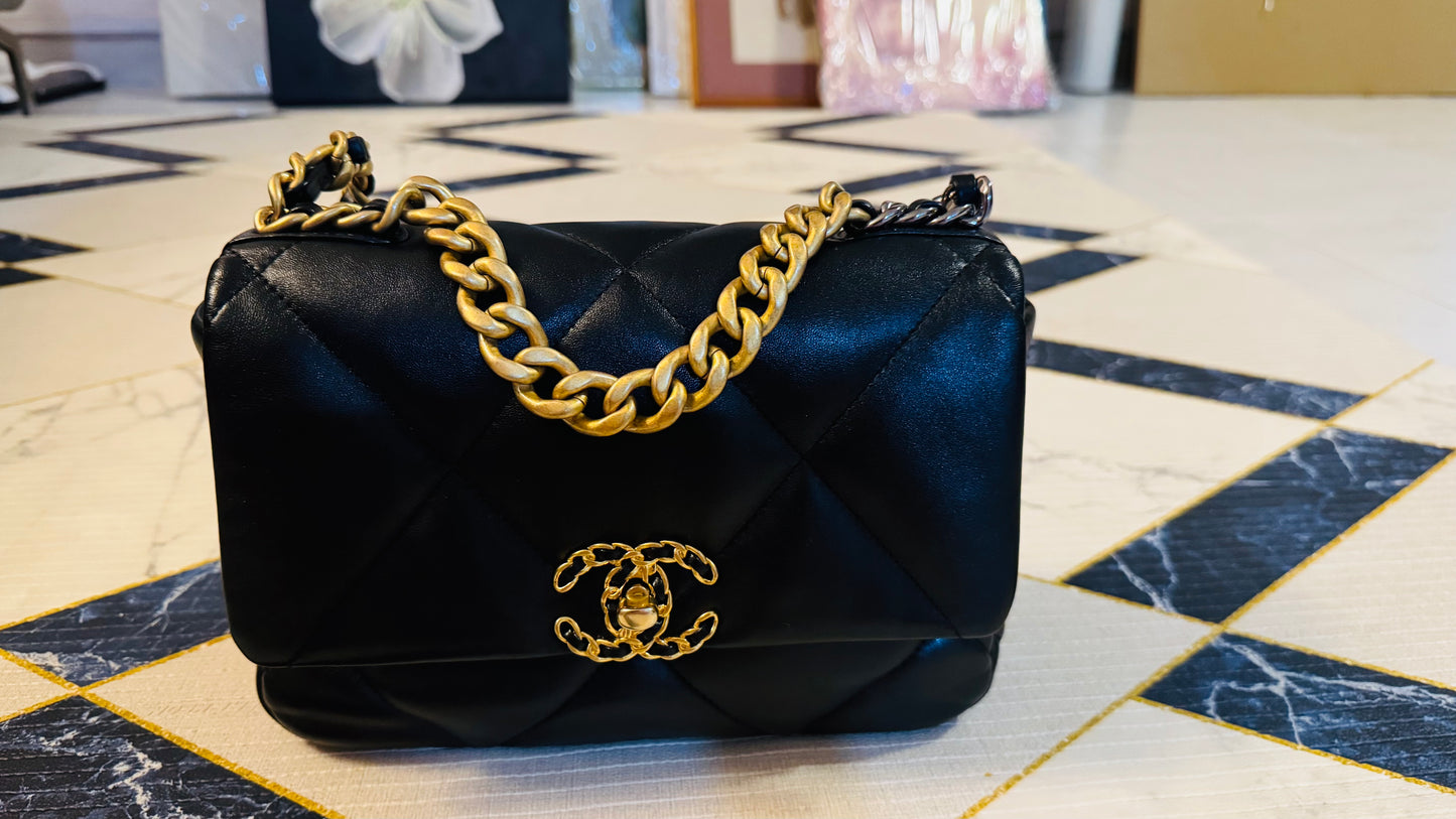 CHANEL 19 FLAG BAG | SMALL BLACK LAMBSKIN GHW