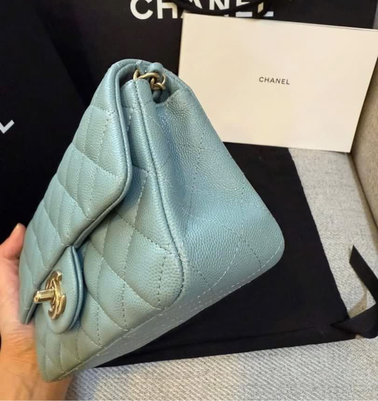 CHANEL CLASSIC BAG / MINI RECTANGLE BLACK CAVIAR SHW