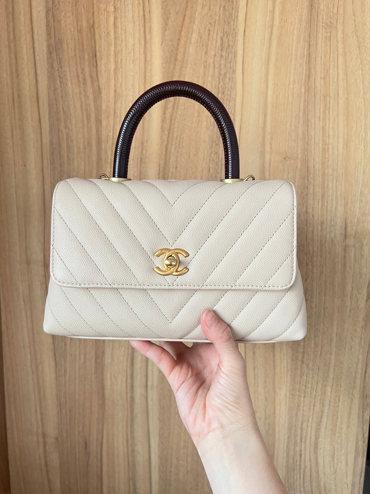 CHANEL COCO HANDLE | NUDE BEIGE CAVIAR SMALL AGED GHW