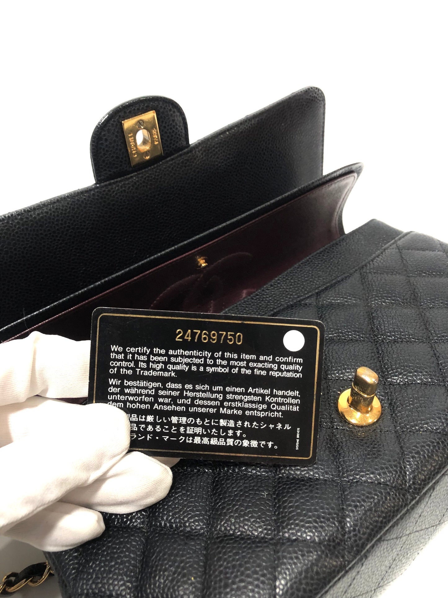 CHANEL CLASSIC FLAP | MEDIUM CAVIAR BLACK GHW