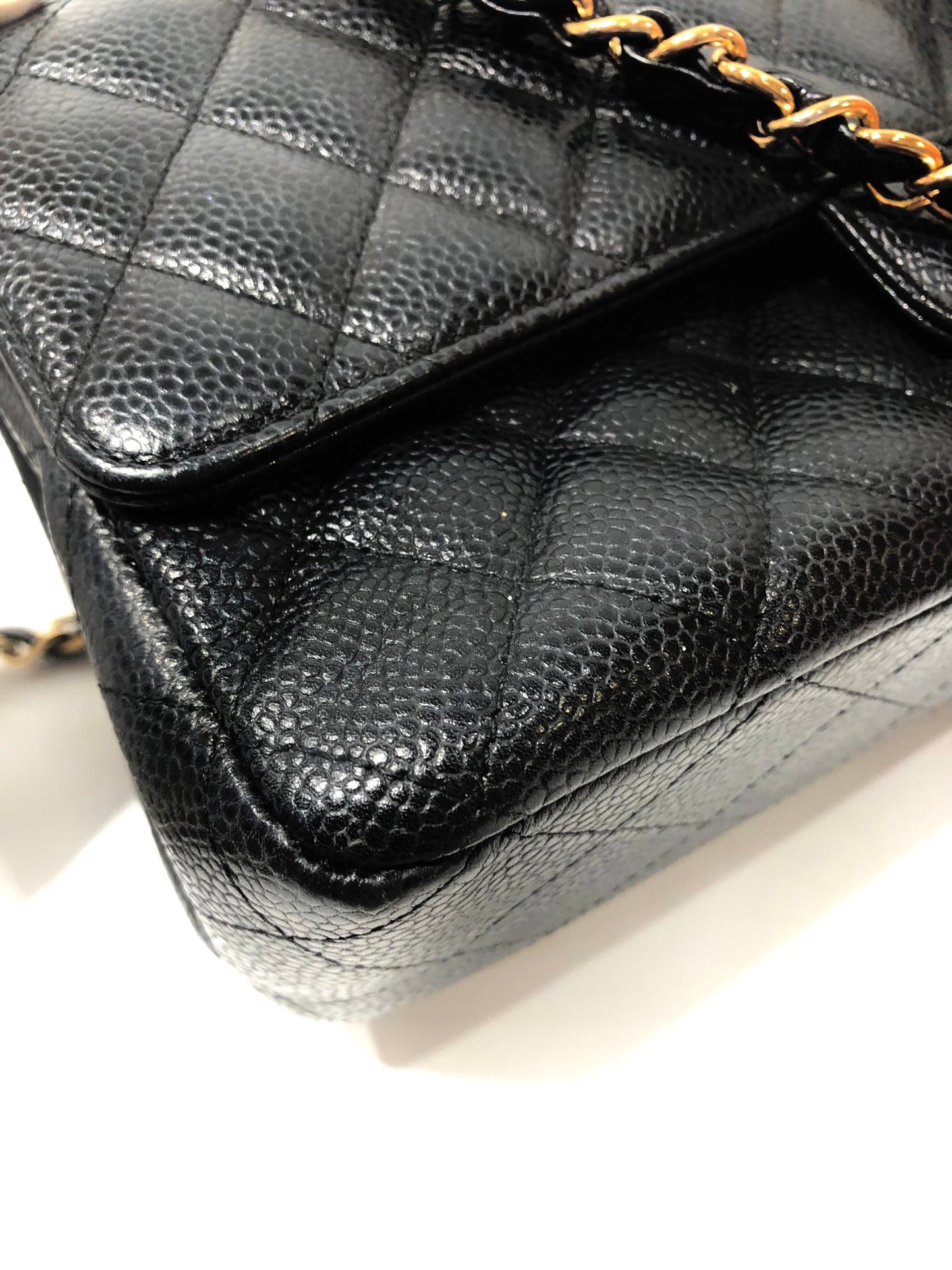 CHANEL CLASSIC FLAP | MEDIUM CAVIAR BLACK GHW