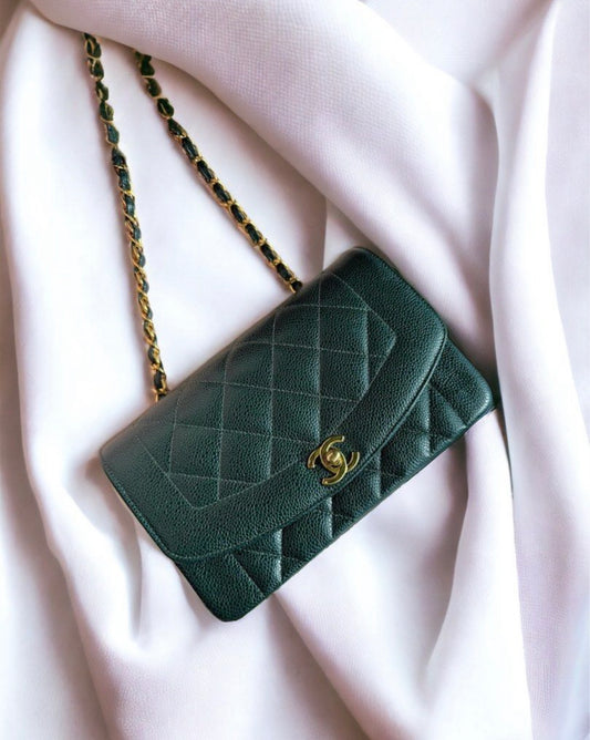 CHANEL DIANA FLAP BAG / SMALL EMERALD GREEN CAVIAR 24K GHW