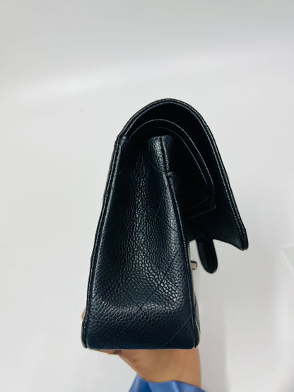 CHANEL CLASSIC FLAP BAG / MEDIUM BLACK CAVIAR SHW