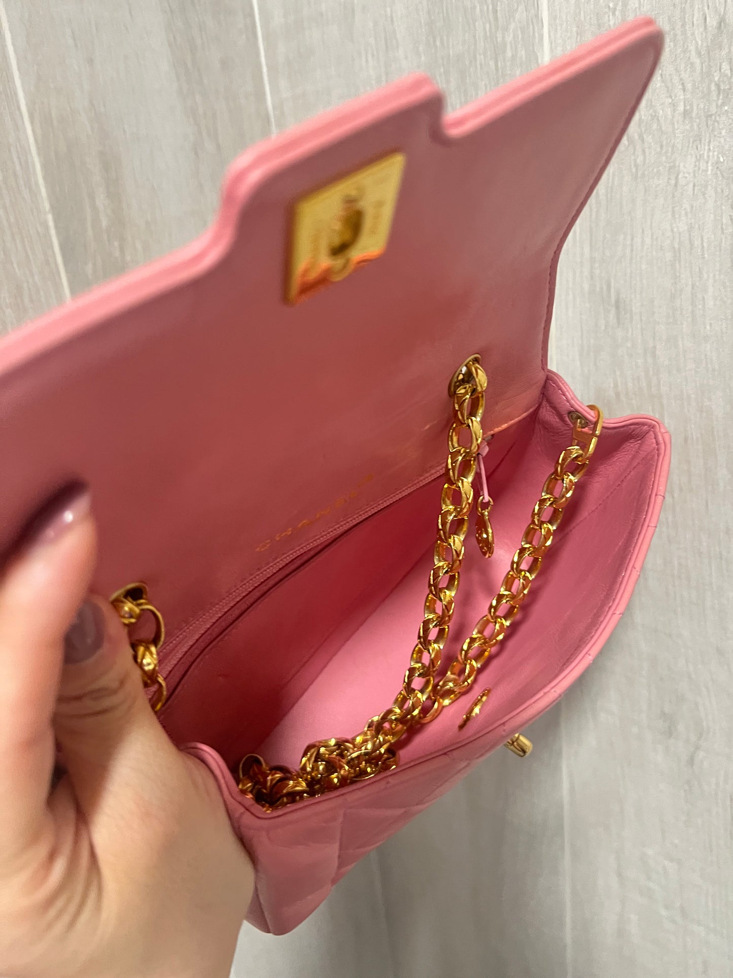 CHANEL DIANA FLAP | MINI BABY PINK GHW