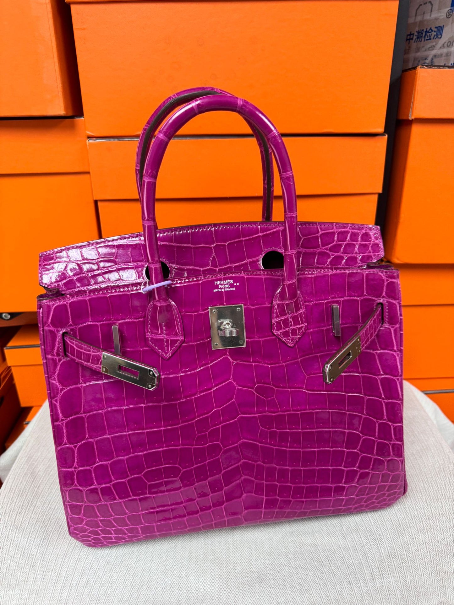 HERMES BIRKIN 30 | FUCHSIA 5J / ROSE SHEHERAZADE NILOTICUS CROCODILE SHINY GHW