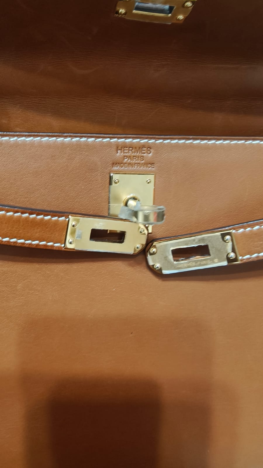 HERMES KELLY 28 | SMOOTH BARENIA GHW