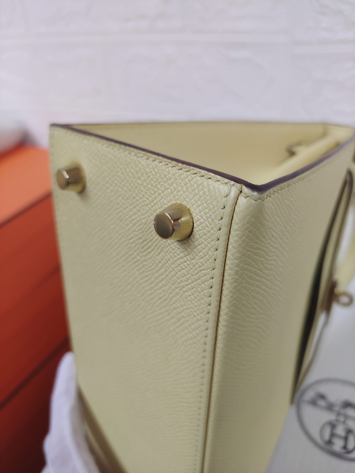 HERMES KELLY 25 | JAUNE POUSSIN EPSOM GHW