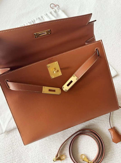 HERMES KELLY 28 | SMOOTH BARENIA GHW