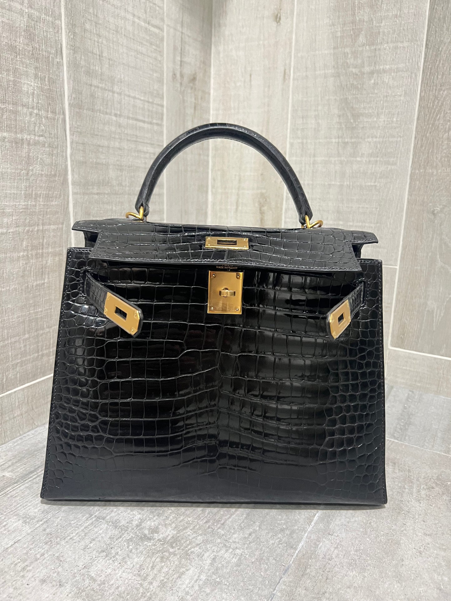 HERMES KELLY 28 | POROSUS BLACK SHINY GHW