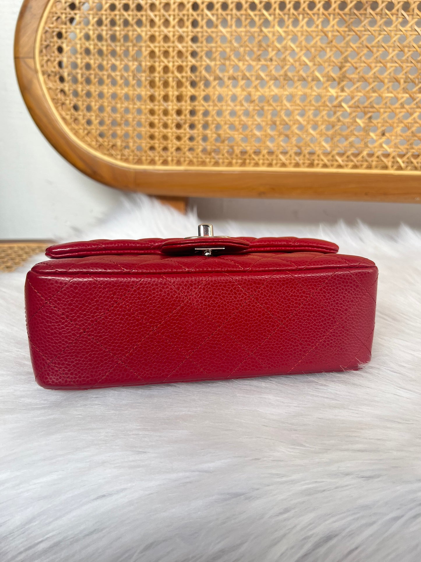 CHANEL CLASSIC BAG / MINI RECTANGLE LIPSTICK RED CAVIAR SHW