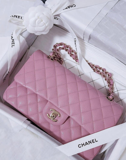 CHANEL CLASSIC FLAP | MEDIUM CAVIAR PINK LGHW