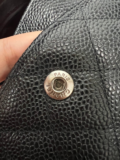 CHANEL CLASSIC FLAP BAG / MEDIUM BLACK CAVIAR SHW