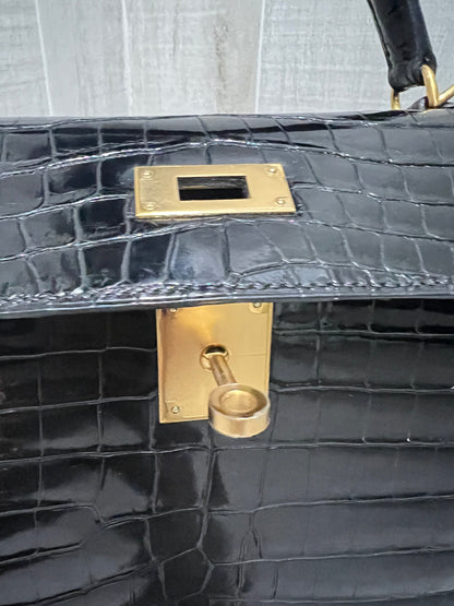 HERMES KELLY 28 | POROSUS BLACK SHINY GHW