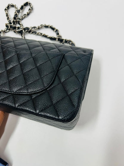 CHANEL CLASSIC FLAP BAG / MEDIUM BLACK CAVIAR SHW