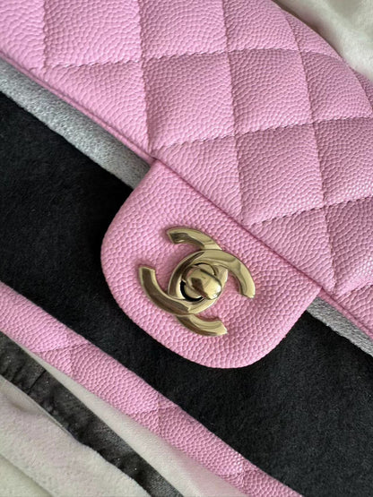 CHANEL CLASSIC BAG / SMALL PINK CAVIAR LGHW