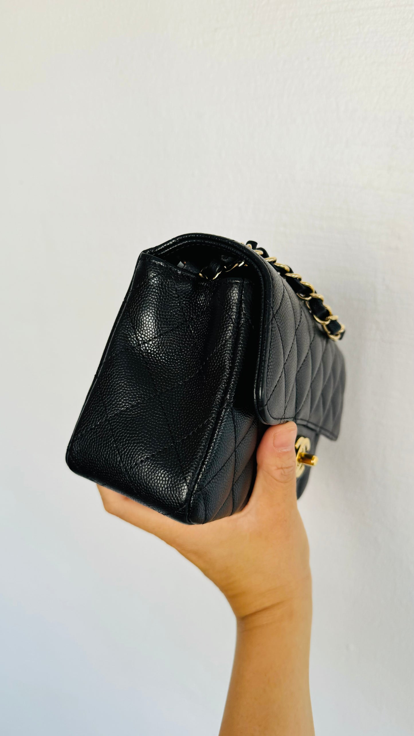 CHANEL CLASSIC FLAP | MINI RECTANGLE CAVIAR BLACK LGHW