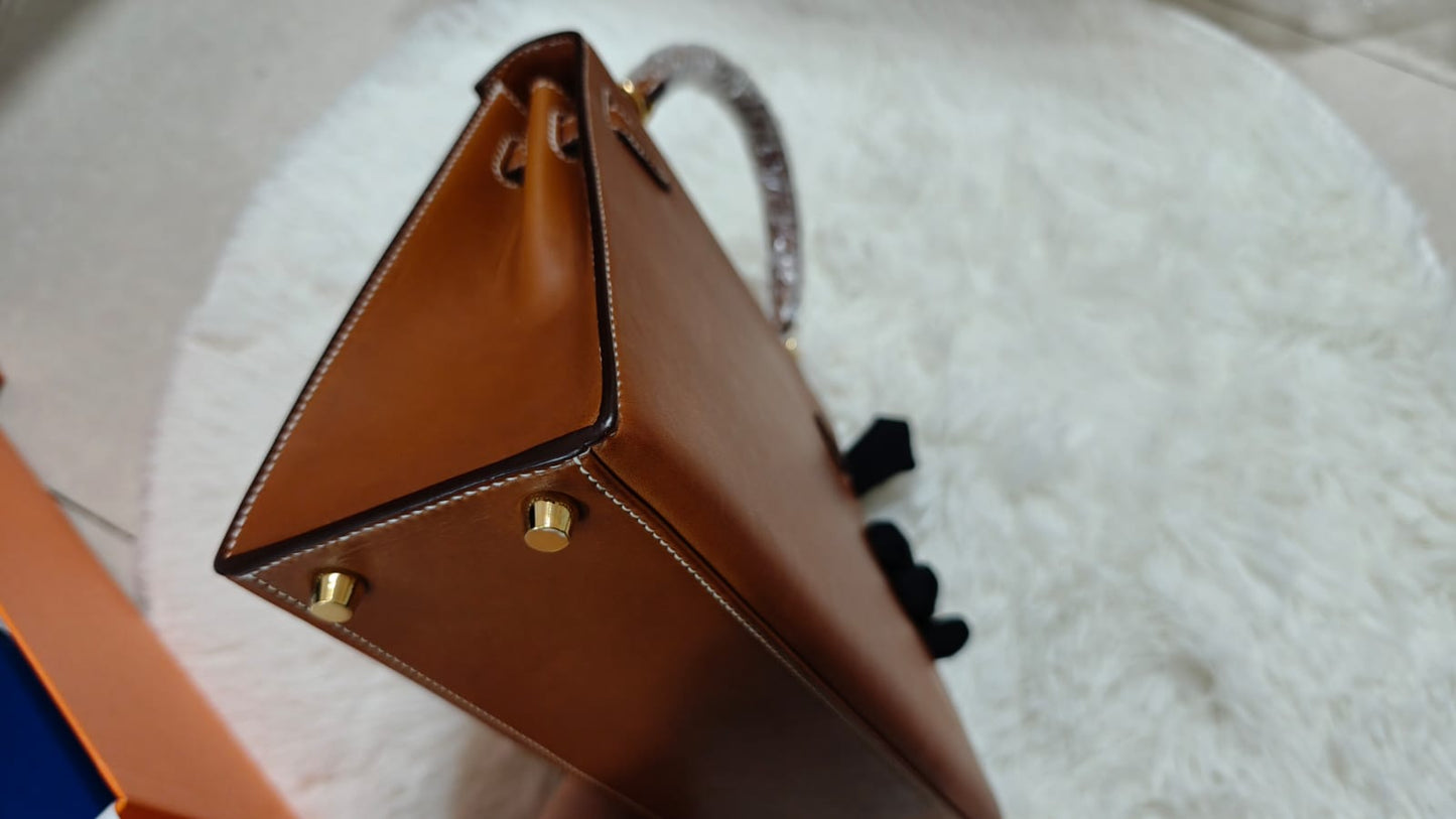 HERMES KELLY 28 | SMOOTH BARENIA GHW