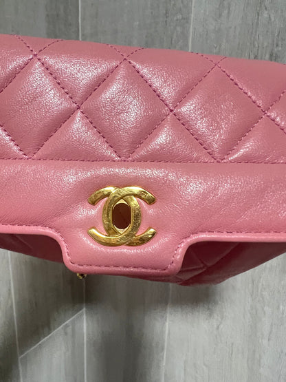 CHANEL DIANA FLAP | MINI BABY PINK GHW