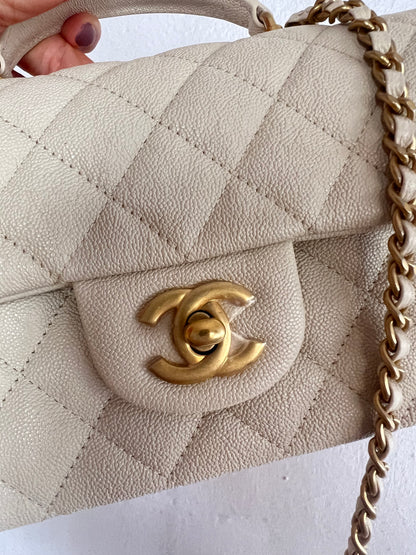 CHANEL CLASSIC BAG / 20CM CAVIAR BEIGE TOP HANDLE AGHW