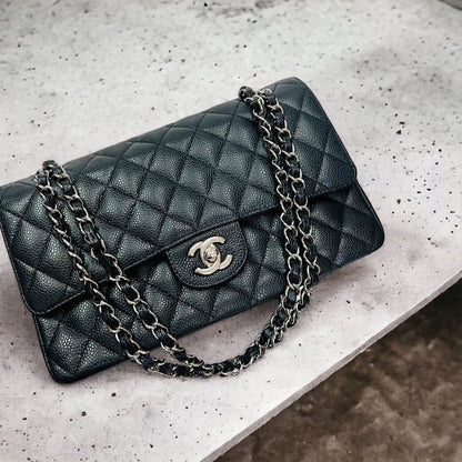 CHANEL CLASSIC FLAP BAG / MEDIUM BLACK CAVIAR SHW