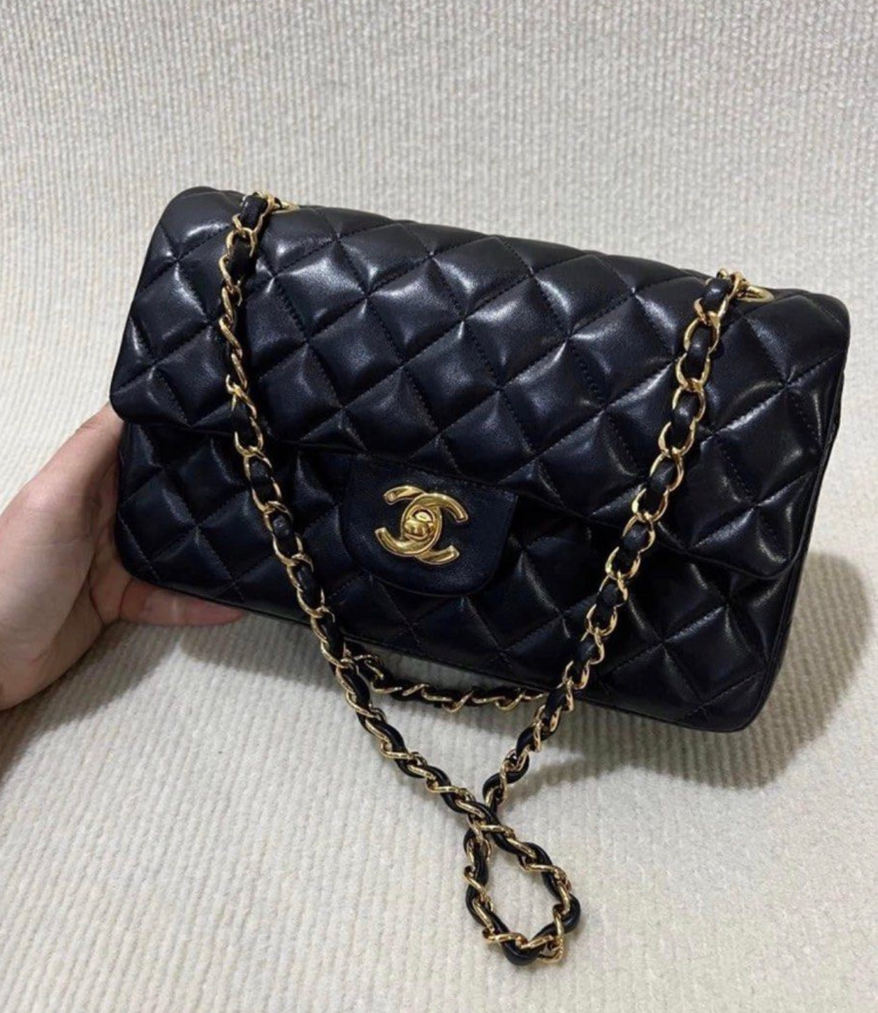 CHANEL CLASSIC BAG / 23CM BLACK LAMBSKIN 24K GHW