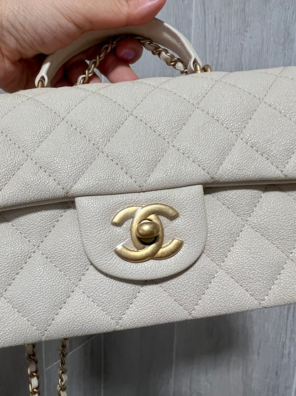 CHANEL CLASSIC BAG / 20CM CAVIAR BEIGE TOP HANDLE AGHW