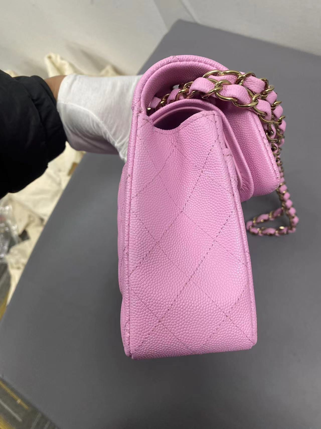 CHANEL CLASSIC BAG / SMALL PINK CAVIAR LGHW