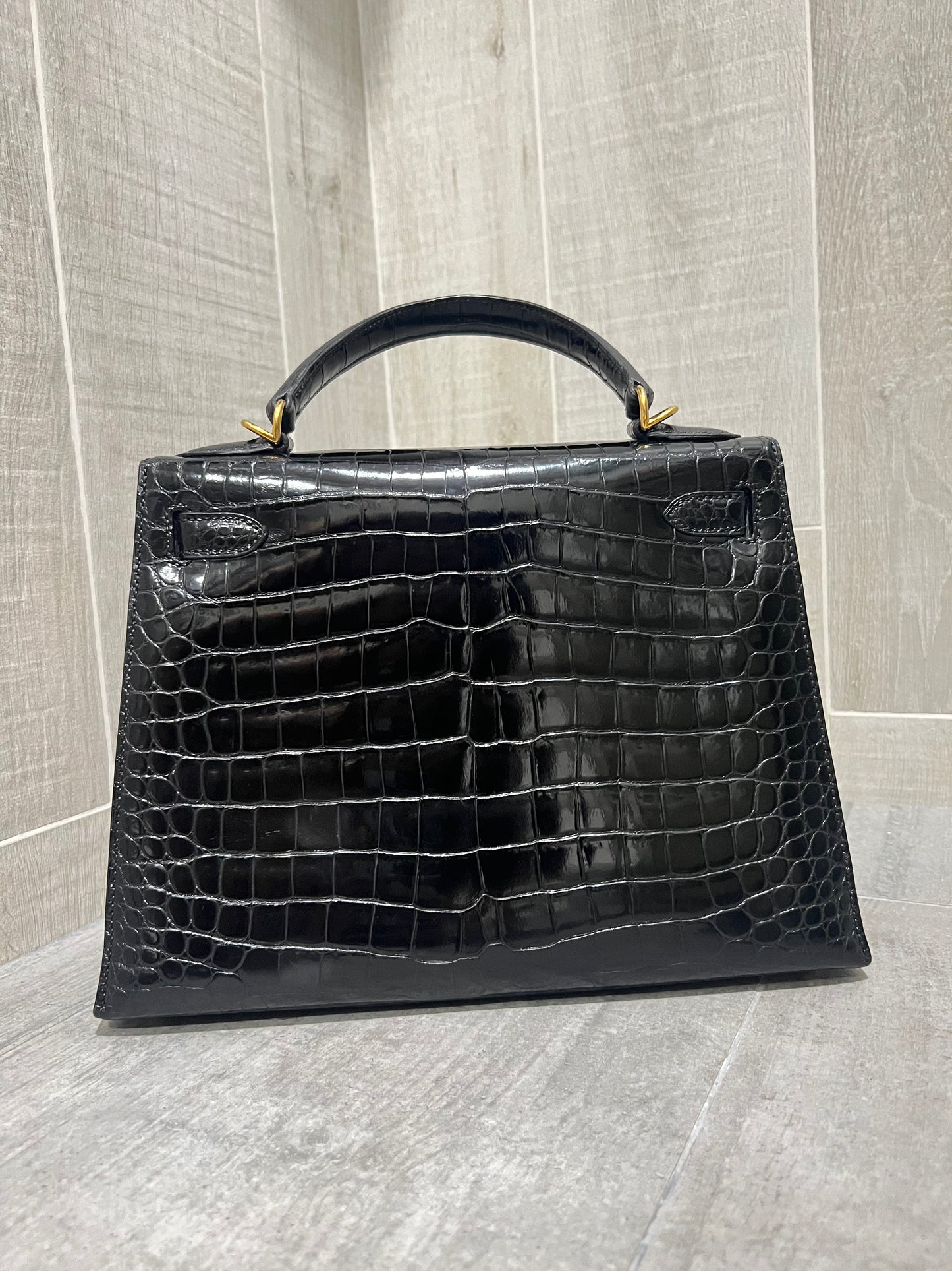 HERMES KELLY 28 | POROSUS BLACK SHINY GHW