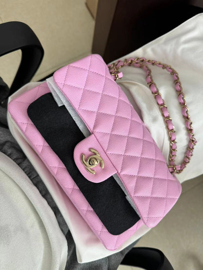 CHANEL CLASSIC BAG / SMALL PINK CAVIAR LGHW