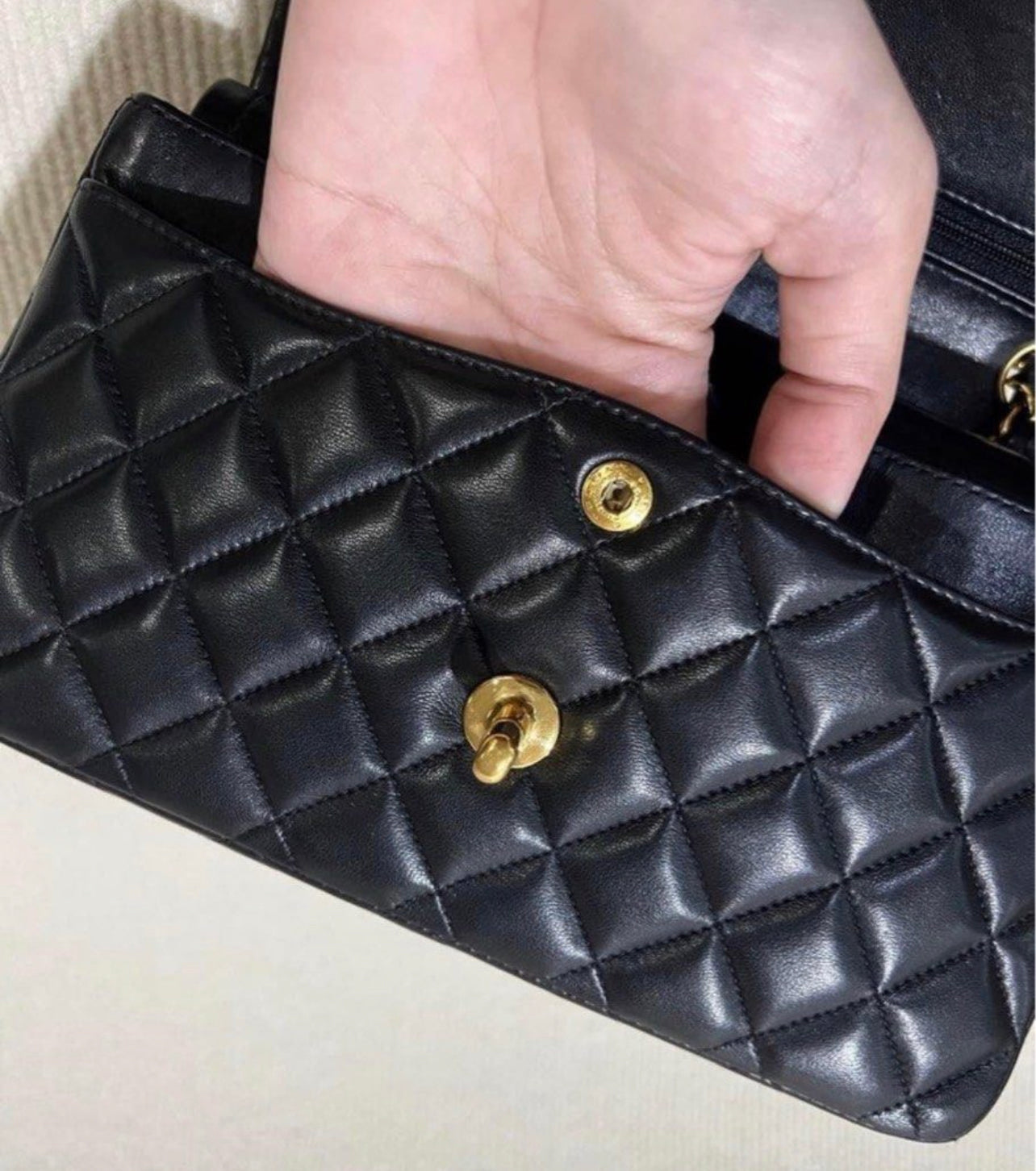 CHANEL CLASSIC BAG / 23CM BLACK LAMBSKIN 24K GHW