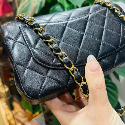 CHANEL CLASSIC BAG / MINI RECTANGLE BLACK LAMBSKIN 24K GHW