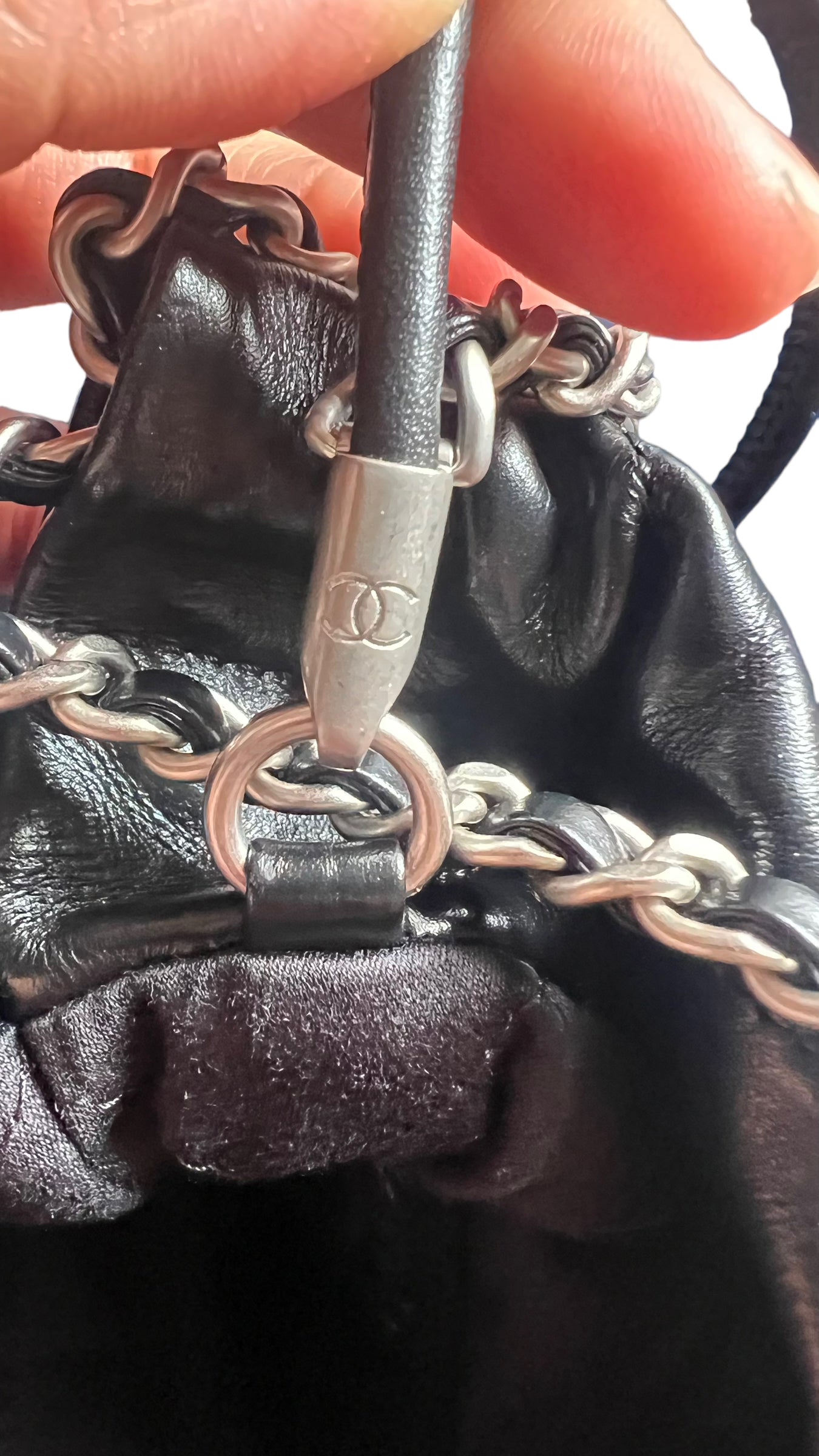 CHANEL MINI 22 BAG / MINI LAMBSKIN BRUSHED SHW