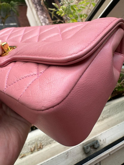 CHANEL DIANA FLAP | MINI BABY PINK GHW