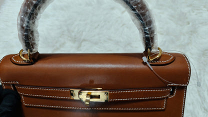 HERMES KELLY 28 | SMOOTH BARENIA GHW