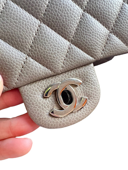 CHANEL CLASSIC FLAP BAG | 11C TAUPE MEDIUM CAVIAR SHW