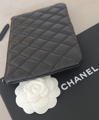 CHANEL 23S SMALL O CASE