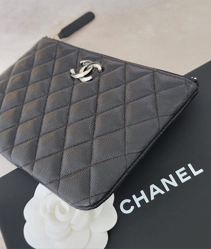 CHANEL 23S SMALL O CASE